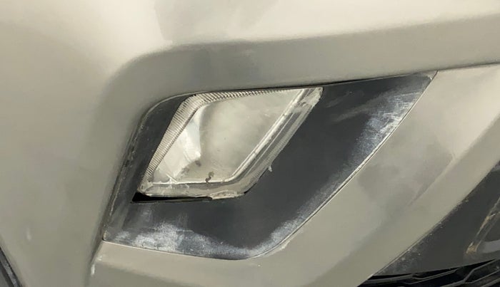 2018 Mahindra KUV 100 NXT K6+ D 6 STR, Diesel, Manual, 63,935 km, Right fog light - Not fixed properly