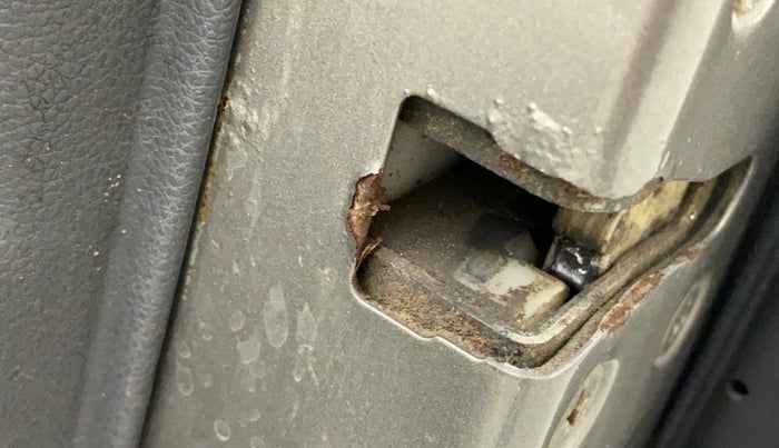 2018 Mahindra KUV 100 NXT K6+ D 6 STR, Diesel, Manual, 63,935 km, Right rear door - Slightly rusted