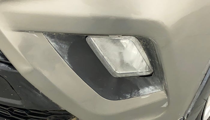 2018 Mahindra KUV 100 NXT K6+ D 6 STR, Diesel, Manual, 63,935 km, Left fog light - Not fixed properly