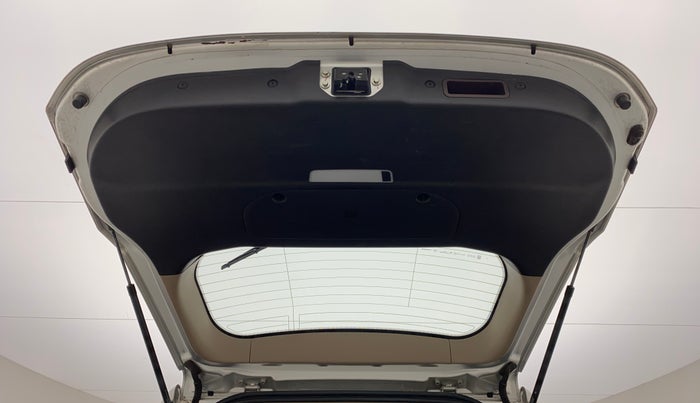 2015 Mahindra XUV500 W6 4X2, Diesel, Manual, 70,903 km, Boot Door Open
