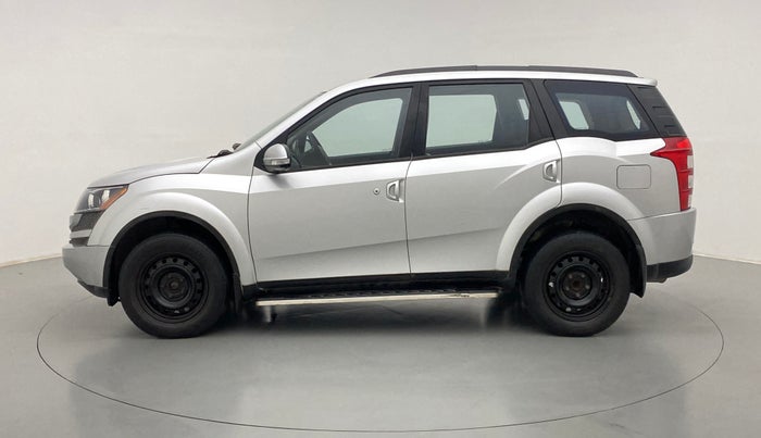 2015 Mahindra XUV500 W6 4X2, Diesel, Manual, 70,903 km, Left Side