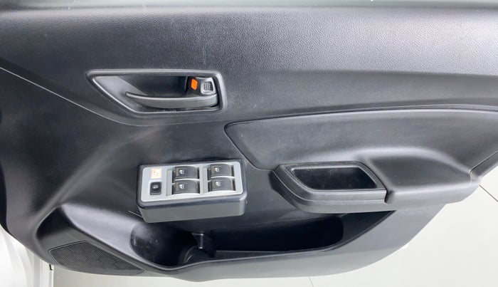 2019 Maruti Swift LXI, Petrol, Manual, 17,212 km, Driver Side Door Panels Control