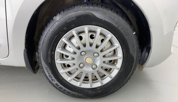2019 Maruti Swift LXI, Petrol, Manual, 17,212 km, Right Front Wheel