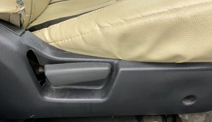 2017 Maruti Alto K10 VXI P, Petrol, Manual, 41,475 km, Driver Side Adjustment Panel