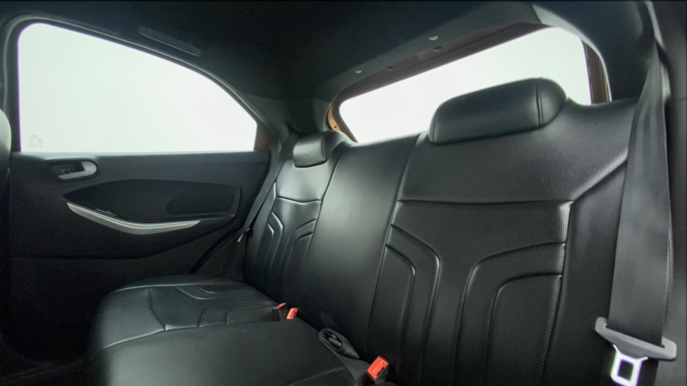 2018 Ford FREESTYLE TREND 1.5 DIESEL, Diesel, Manual, 76,949 km, Right Side Rear Door Cabin