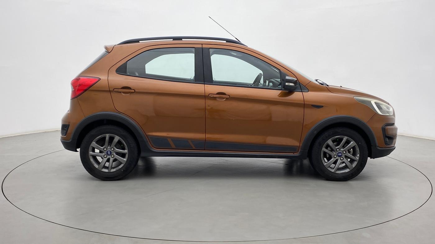 2018 Ford FREESTYLE TREND 1.5 DIESEL, Diesel, Manual, 76,949 km, Right Side View