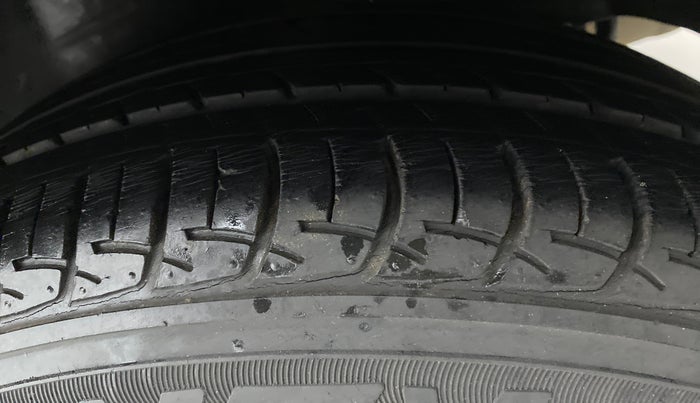 2018 Ford FREESTYLE TREND 1.5 DIESEL, Diesel, Manual, 76,949 km, Left Rear Tyre Tread
