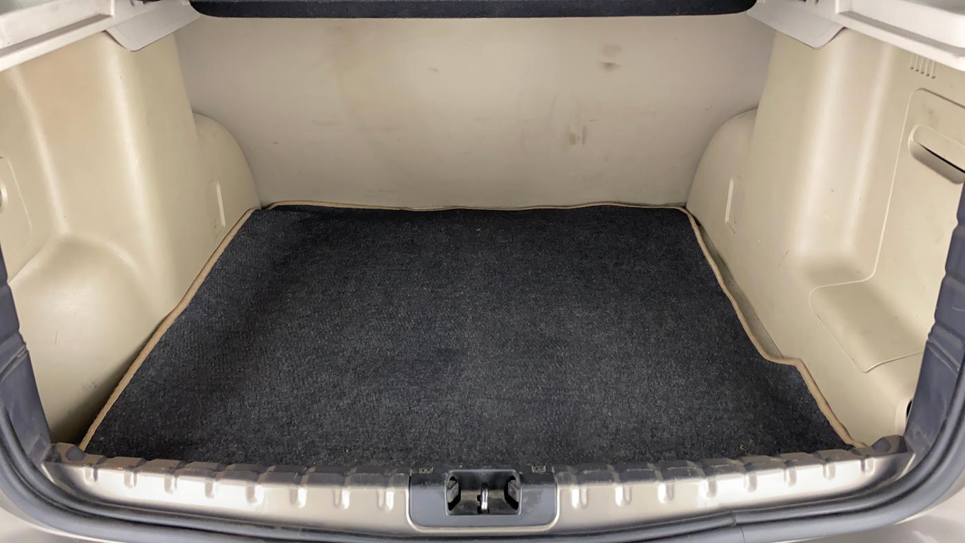 2016 Nissan Terrano XL P, Petrol, Manual, 69,508 km, Boot Inside