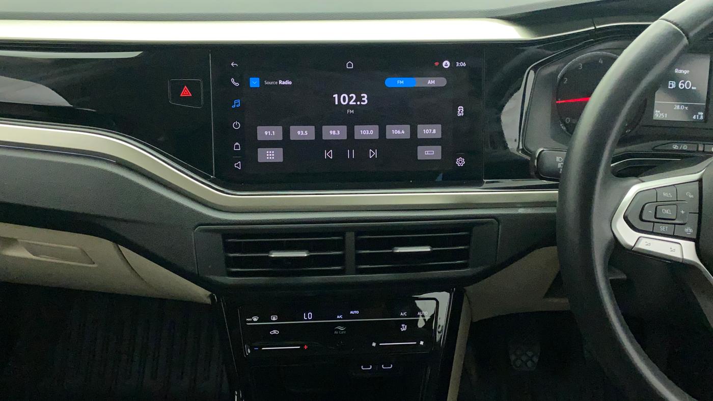 2022 Volkswagen VIRTUS HIGHLINE TSI 1.0 MT, Petrol, Manual, 9,822 km, Air Conditioner