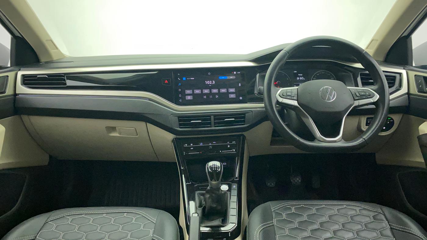 2022 Volkswagen VIRTUS HIGHLINE TSI 1.0 MT, Petrol, Manual, 9,822 km, Dashboard