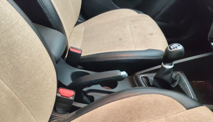 2015 Hyundai Elite i20 ASTA 1.2, Petrol, Manual, 67,123 km, Gear Lever