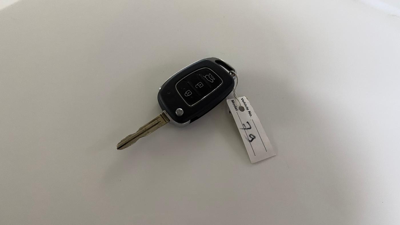 2021 Hyundai NEW I20 MAGNA 1.2 MT, Petrol, Manual, 1,05,532 km, Key Close Up