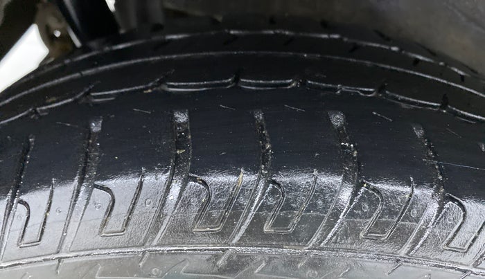 2018 Maruti Wagon R 1.0 VXI, Petrol, Manual, 42,247 km, Right Rear Tyre Tread