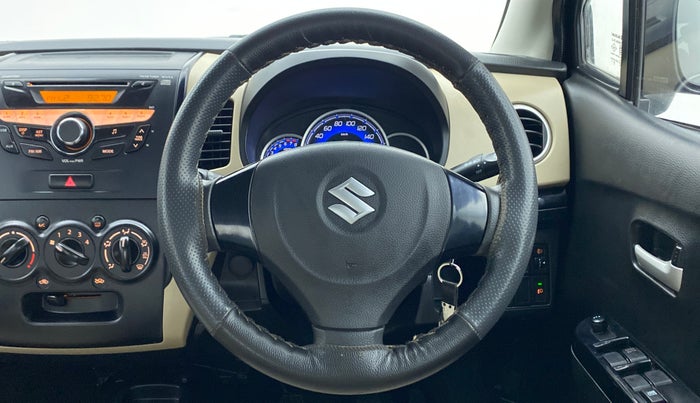 2018 Maruti Wagon R 1.0 VXI, Petrol, Manual, 42,247 km, Steering Wheel Close Up