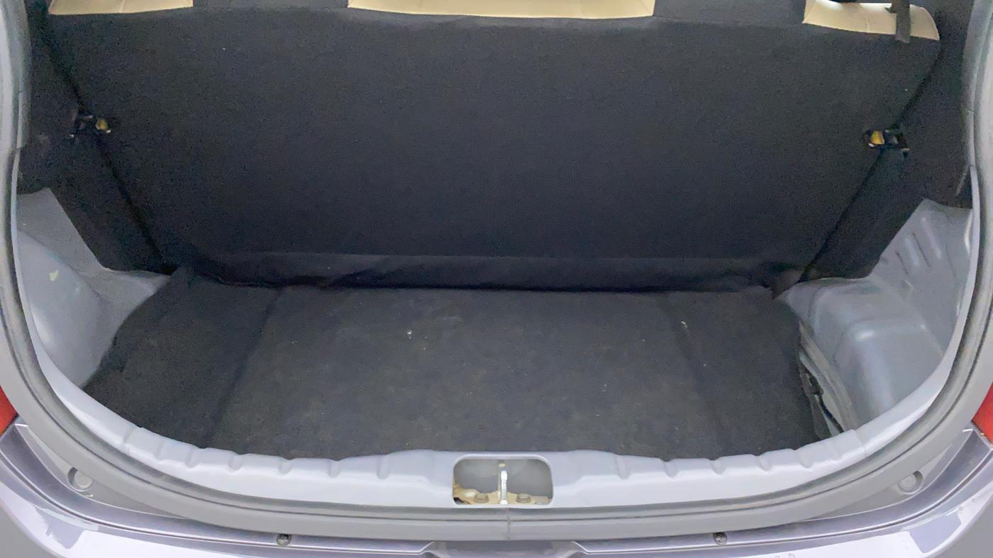 2018 Hyundai Eon ERA PLUS, Petrol, Manual, 7,048 km, Boot Inside