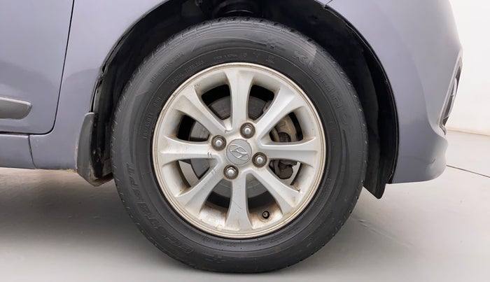 2015 Hyundai Grand i10 ASTA AT 1.2 KAPPA VTVT, Petrol, Automatic, 79,805 km, Right Front Wheel