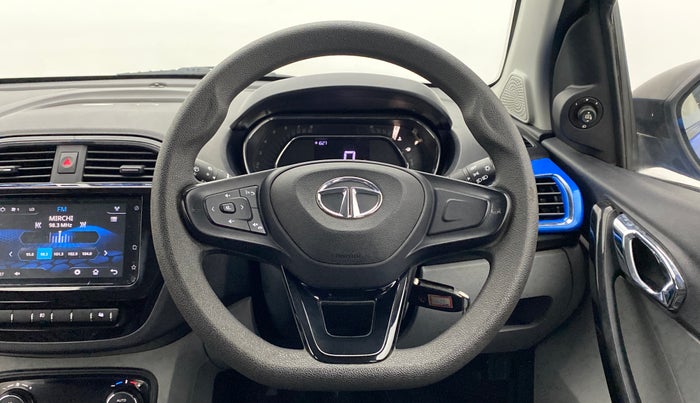 2020 Tata Tiago XZ+ 1.2 Revotron, Petrol, Manual, 44,543 km, Steering Wheel Close Up
