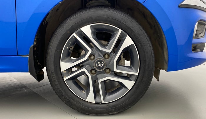 2020 Tata Tiago XZ+ 1.2 Revotron, Petrol, Manual, 44,543 km, Right Front Wheel