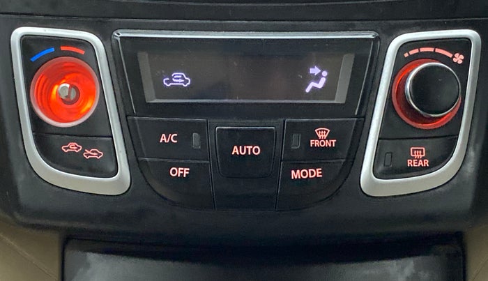 2016 Maruti Ciaz ZXI, Petrol, Manual, 32,872 km, Automatic Climate Control