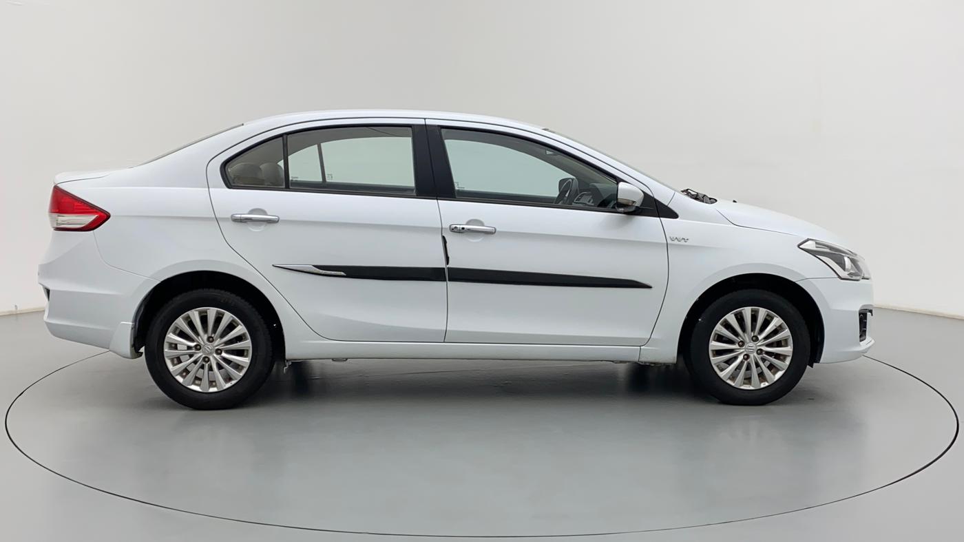 2016 Maruti Ciaz ZXI, Petrol, Manual, 32,872 km, Right Side View