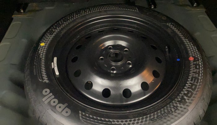 2022 Maruti Grand Vitara ALPHA SMART HYBRID AT, Petrol, Automatic, 52,705 km, Spare Tyre