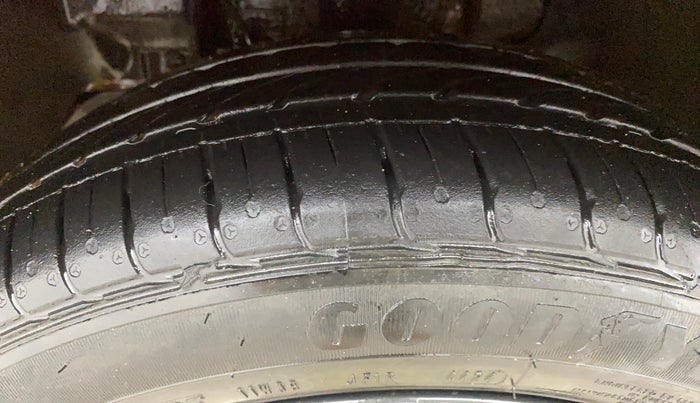 2019 Tata Tiago XZ PLUS PETROL, Petrol, Manual, 61,283 km, Left Front Tyre Tread