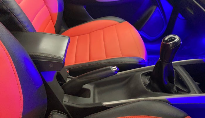 2017 Maruti Baleno DELTA PETROL 1.2, Petrol, Manual, 89,482 km, Gear Lever