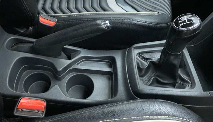2017 Maruti Vitara Brezza ZDI, Diesel, Manual, 64,686 km, Gear Lever