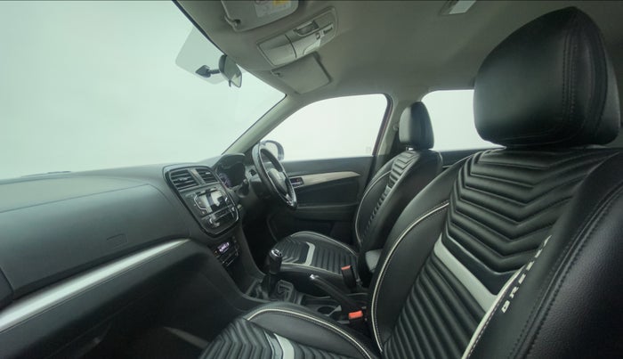 2017 Maruti Vitara Brezza ZDI, Diesel, Manual, 64,686 km, Right Side Front Door Cabin