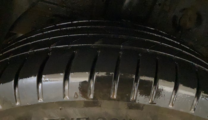 2019 Hyundai Elite i20 SPORTZ PLUS 1.2, CNG, Manual, 81,453 km, Right Rear Tyre Tread