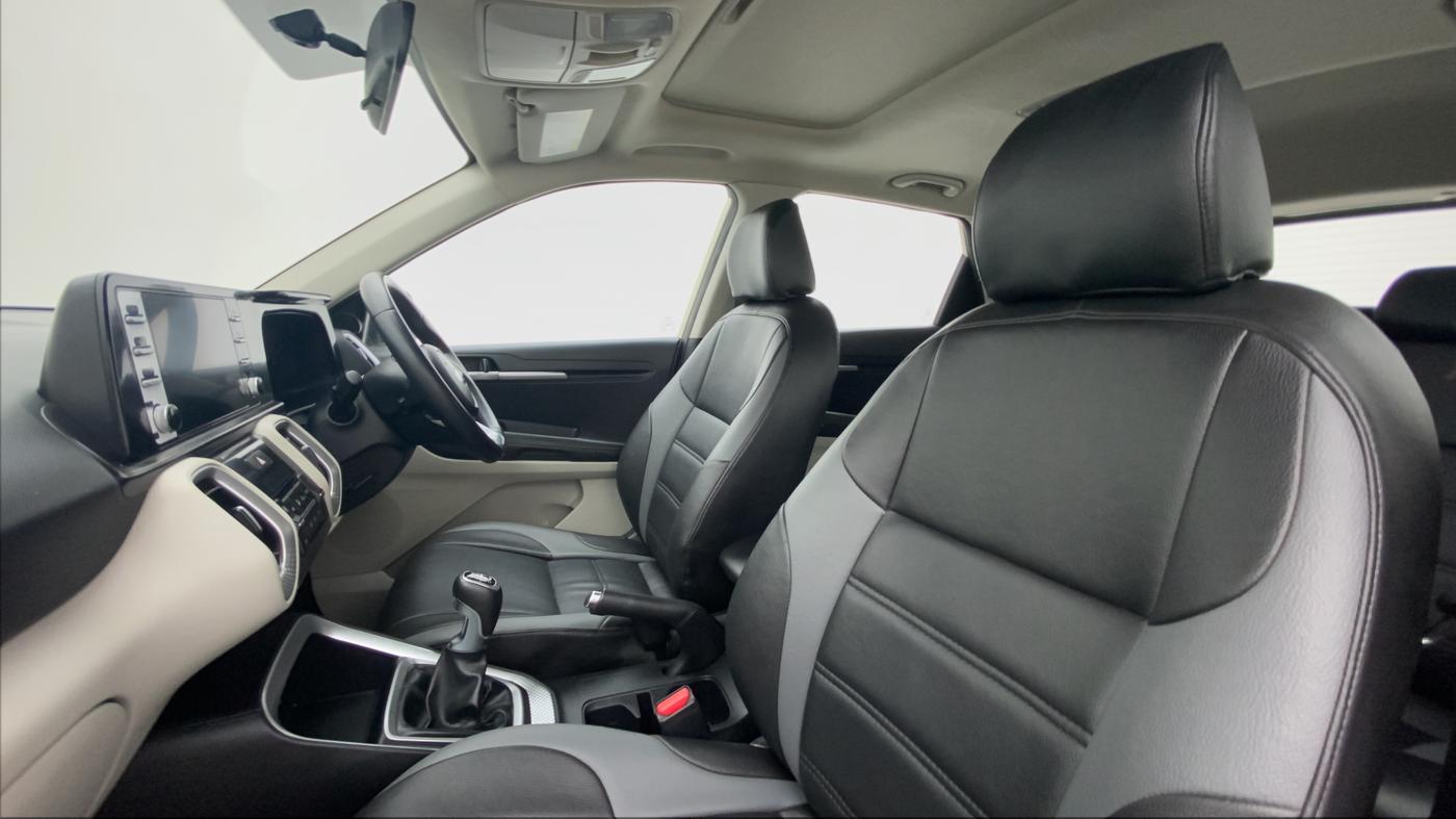 2020 KIA SONET HTX 1.0 IMT, Petrol, Manual, 42,345 km, Right Side Front Door Cabin