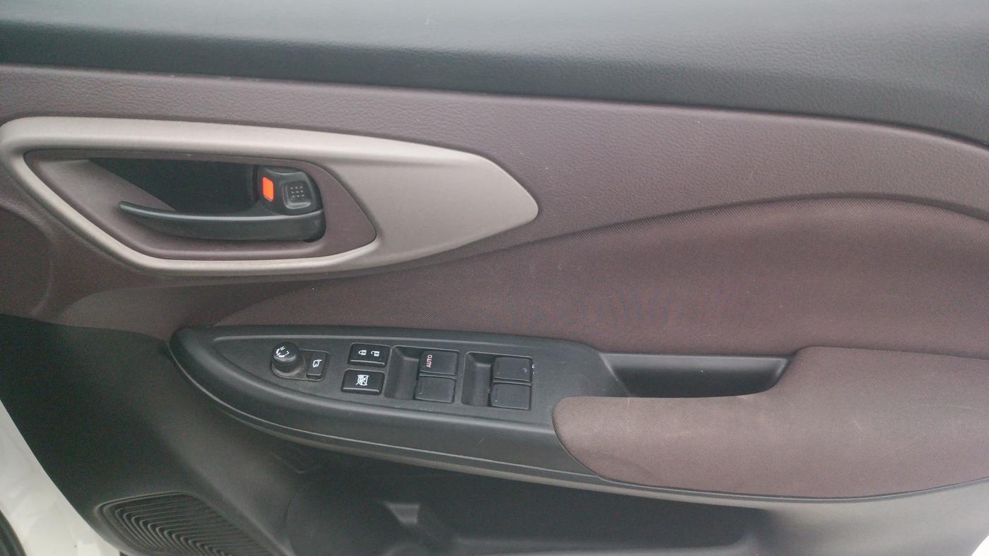 2024 Maruti FRONX Delta Plus (O) 1.2L MT, Petrol, Manual, 58,459 km, Driver Side Door Panels Control