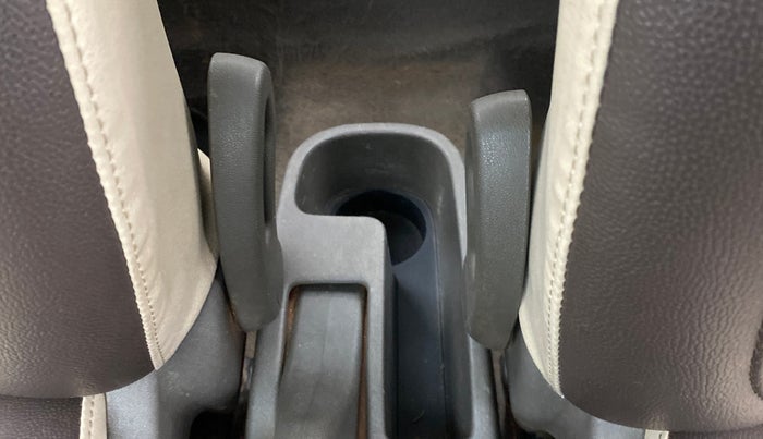 2012 Hyundai i10 MAGNA 1.2 KAPPA2, Petrol, Manual, 68,125 km, Driver Side Adjustment Panel