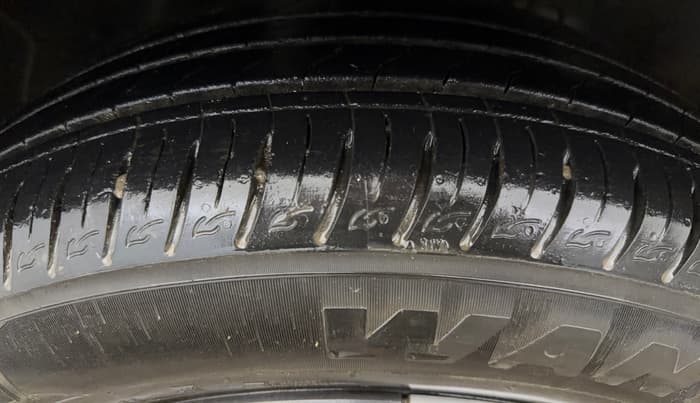 2023 Hyundai VENUE S (O) 1.0 Turbo Petrol DCT, Petrol, Automatic, 18,569 km, Left Front Tyre Tread