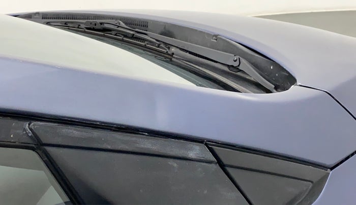 2017 Hyundai Xcent S 1.2, Petrol, Manual, 55,347 km, Right A pillar - Slightly dented