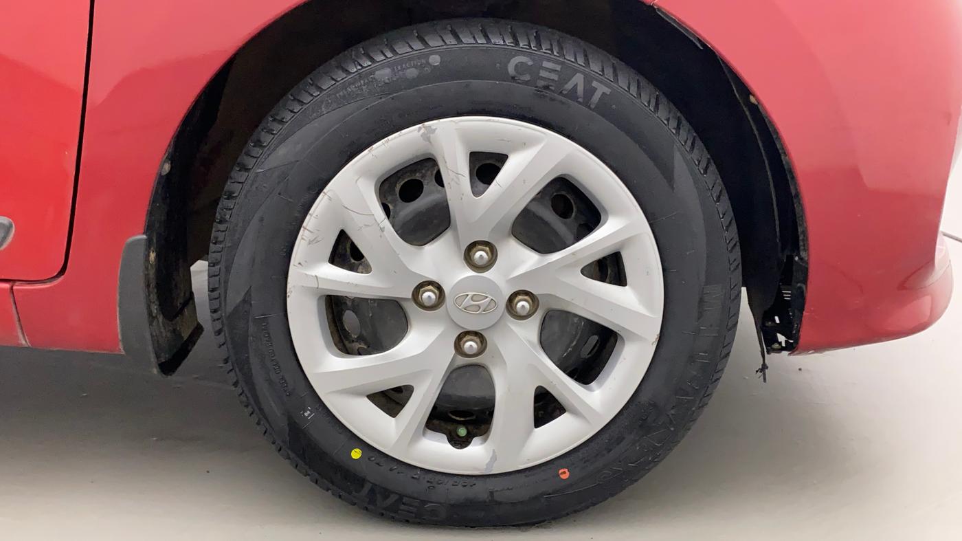 2019 Hyundai Grand i10 SPORTZ 1.2 KAPPA VTVT, Petrol, Manual, 39,040 km, Right Front Wheel