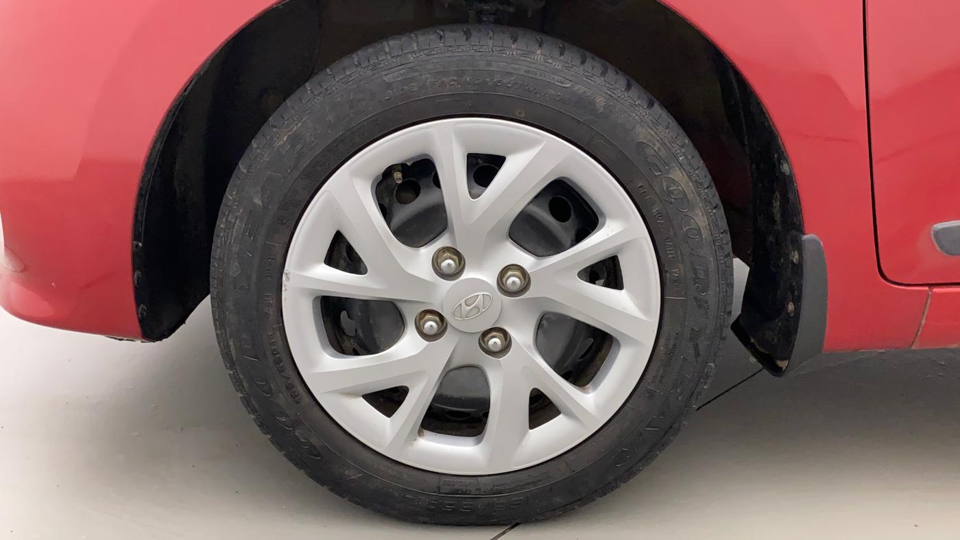 2019 Hyundai Grand i10 SPORTZ 1.2 KAPPA VTVT, Petrol, Manual, 39,040 km, Left Front Wheel