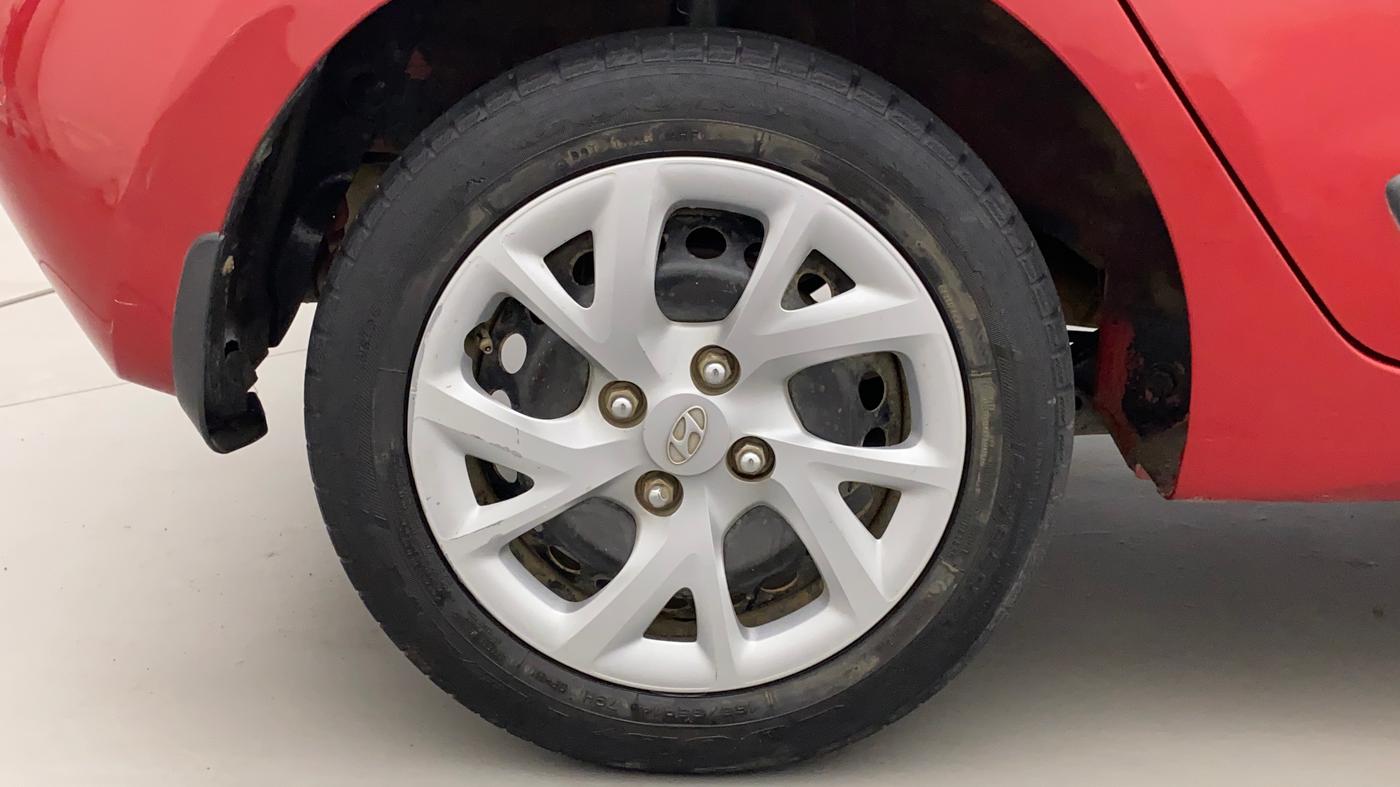 2019 Hyundai Grand i10 SPORTZ 1.2 KAPPA VTVT, Petrol, Manual, 39,040 km, Right Rear Wheel
