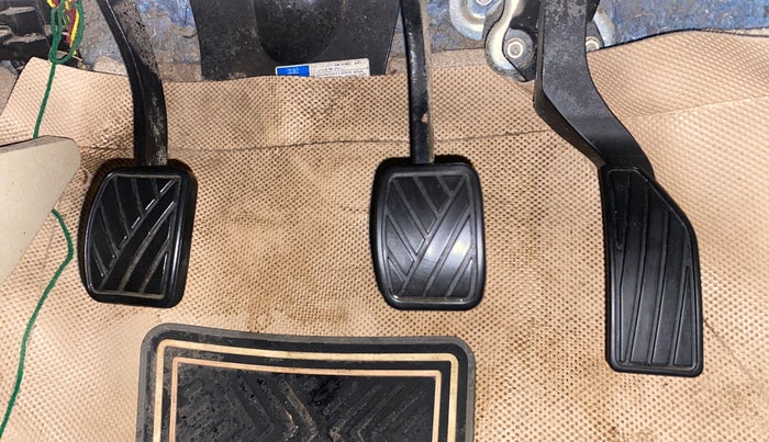 2018 Maruti Ciaz DELTA 1.4 MT PETROL, Petrol, Manual, 79,242 km, Pedals