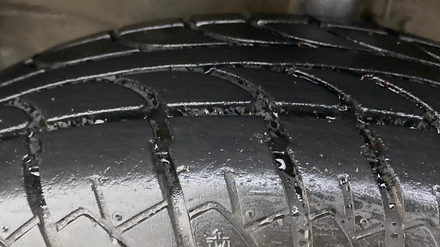 2014 Maruti Wagon R 1.0 LXI CNG, CNG, Manual, 48,198 km, Left Front Tyre Tread