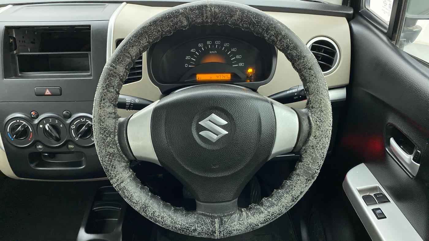 2014 Maruti Wagon R 1.0 LXI CNG, CNG, Manual, 48,198 km, Steering Wheel Close Up