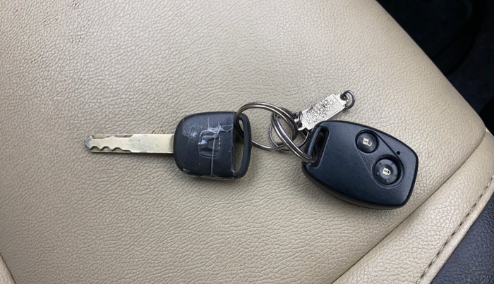 2016 Honda Brio S MT, Petrol, Manual, 47,726 km, Key Close Up