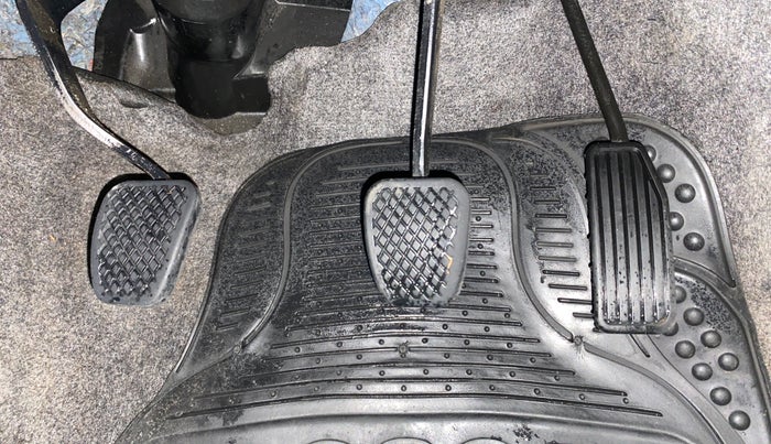 2016 Honda Brio S MT, Petrol, Manual, 47,726 km, Pedals