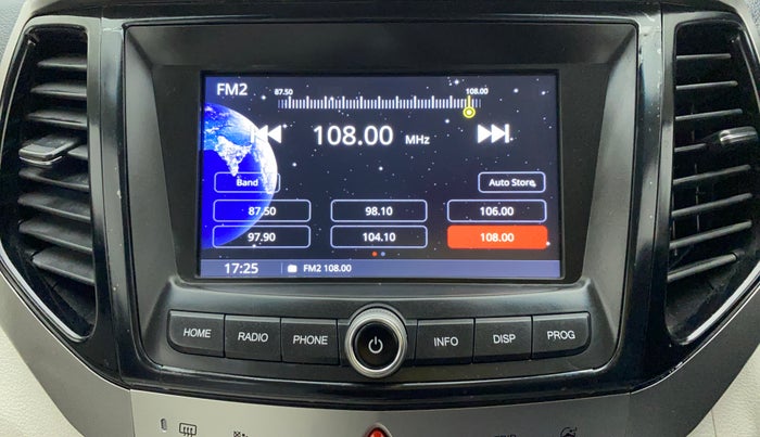 2023 Mahindra XUV300 W8 (O) 1.2 PETROL, Petrol, Manual, 694 km, Infotainment System