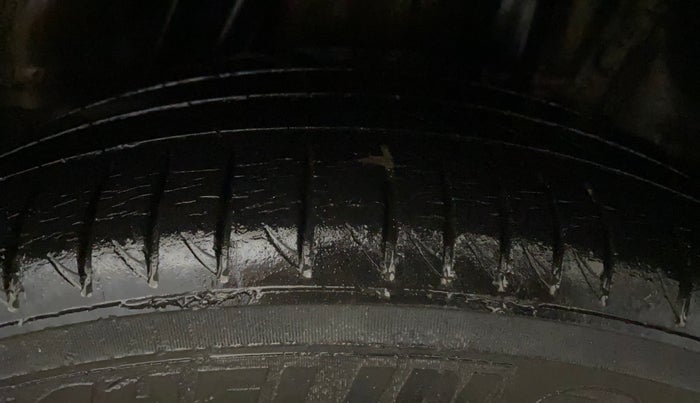 2017 Honda WR-V 1.2L I-VTEC VX MT, Petrol, Manual, 63,199 km, Left Rear Tyre Tread