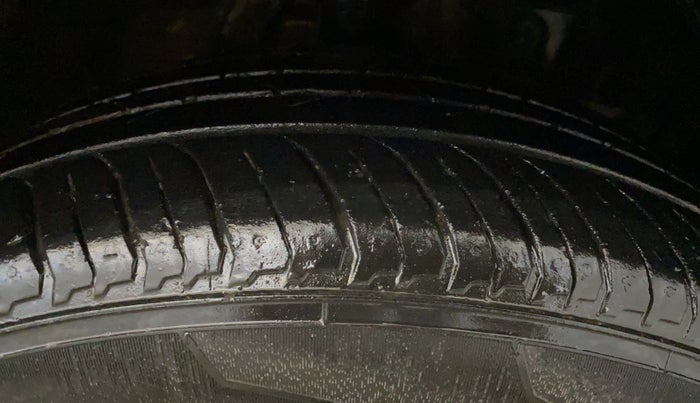 2017 Honda WR-V 1.2L I-VTEC VX MT, Petrol, Manual, 63,199 km, Right Front Tyre Tread