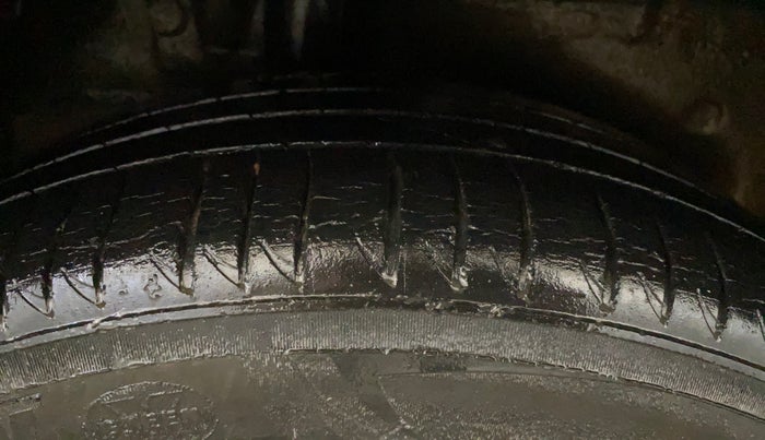 2017 Honda WR-V 1.2L I-VTEC VX MT, Petrol, Manual, 63,199 km, Right Rear Tyre Tread