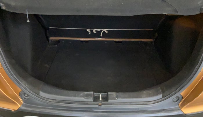 2017 Honda WR-V 1.2L I-VTEC VX MT, Petrol, Manual, 63,199 km, Boot Inside