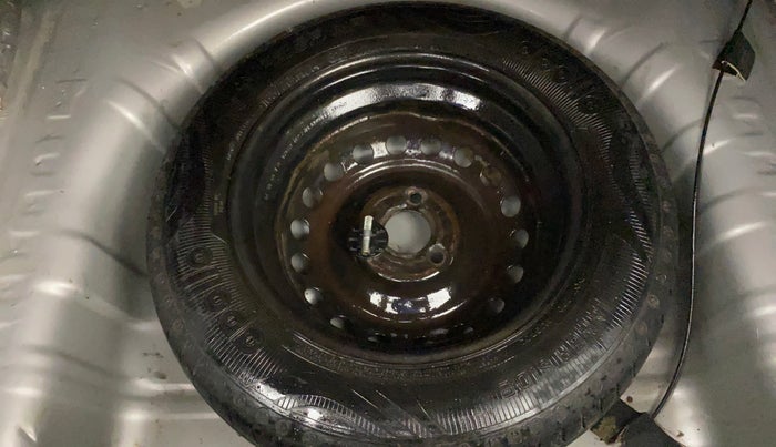 2020 Renault Kwid RXT 1.0 AMT (O), Petrol, Automatic, 39,313 km, Spare Tyre