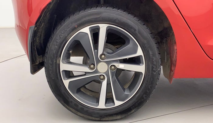 2021 Tata ALTROZ XZ PETROL, Petrol, Manual, 34,162 km, Right Rear Wheel